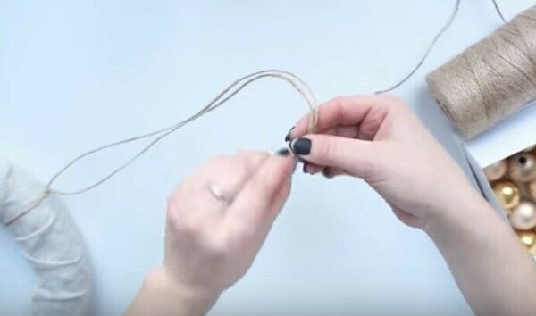 10 идей для украшения дома на Новый год 2021 своими руками