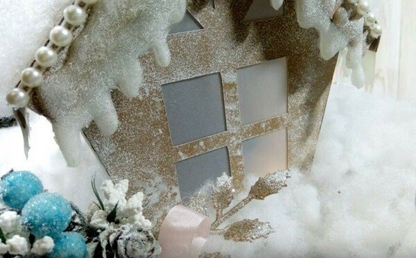 10 идей для украшения дома на Новый год 2021 своими руками