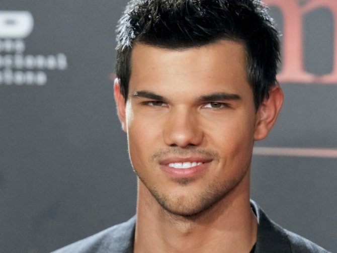 Биография и личная жизнь актёра Тейлора Лотнера