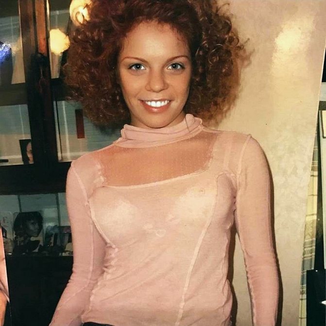 Биография и личная жизнь Анастасии Стоцкой_2