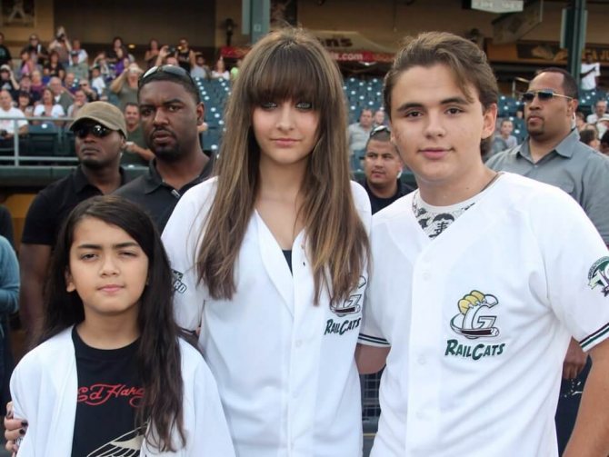 дети майкла джексона фото