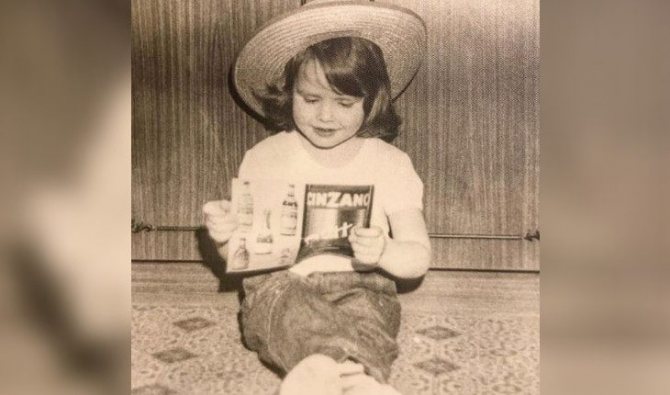 Елена Николаева в детстве