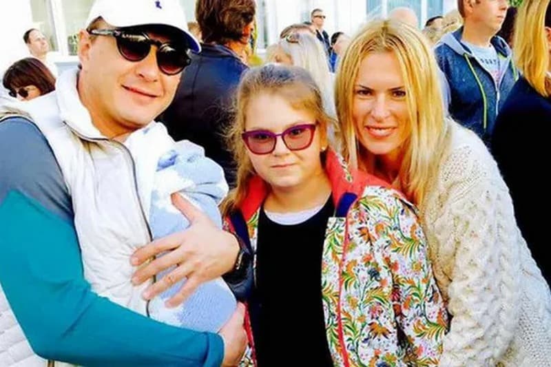 Елизавета Круцко и Марат Башаров с дочерью Амели