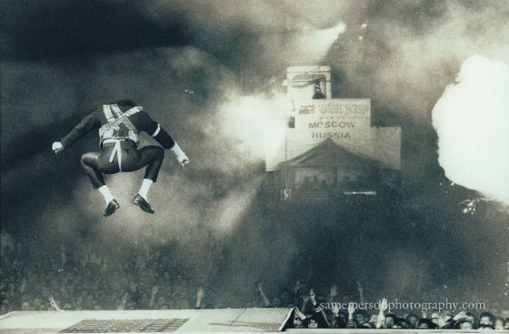 Фото с первого концерта Майкла Джексона в России