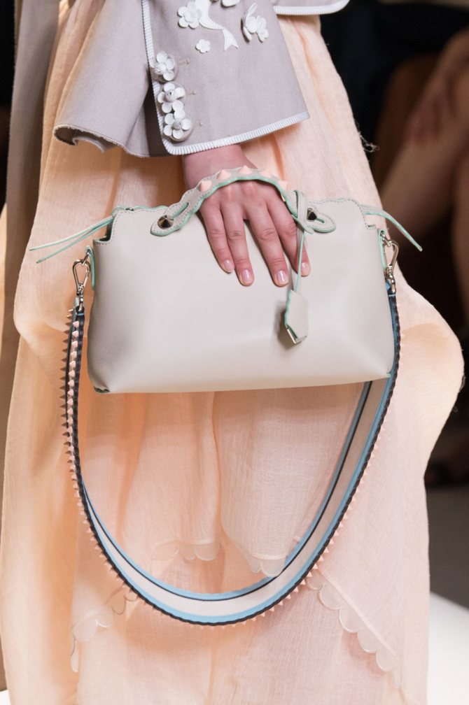 как выбрать стильную сумку для девушки и женщины