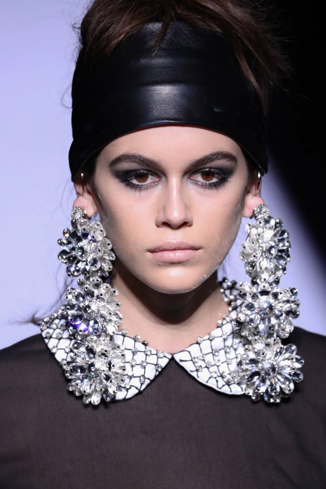 Крупные серьги Tom Ford