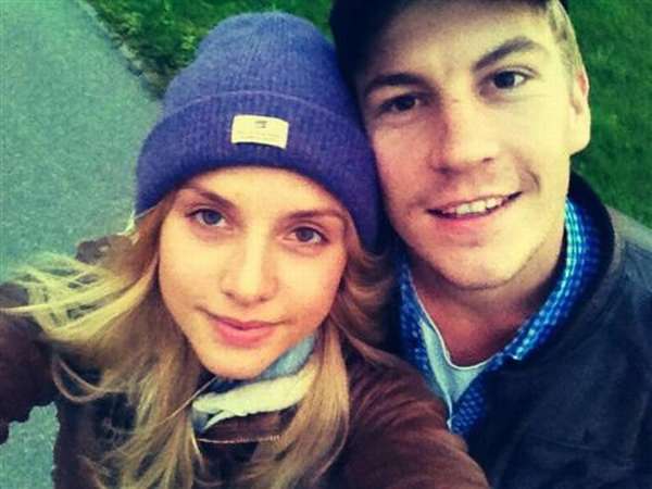 Никита Тезин с женой фото