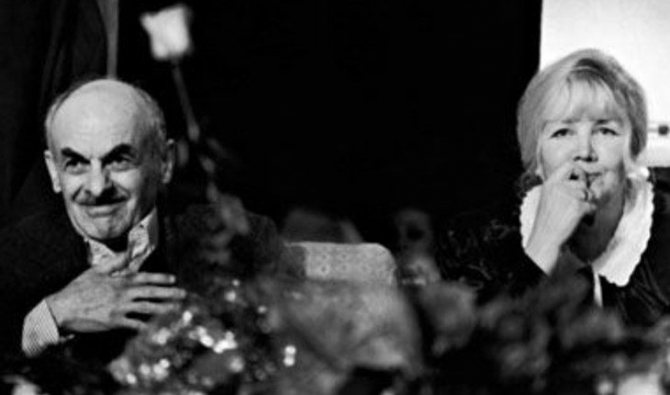 От жены он не ушел