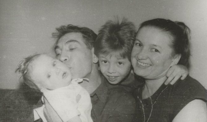 Семья Владимира Толоконникова