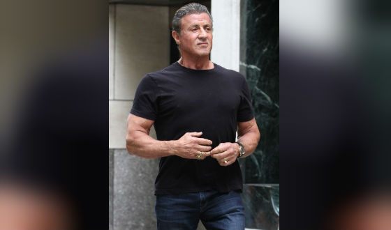 Сталлоне в объективе папарацци (май 2021 года)