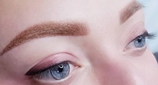 Татуаж бровей с пудровым эффектом – свои брови, только лучше