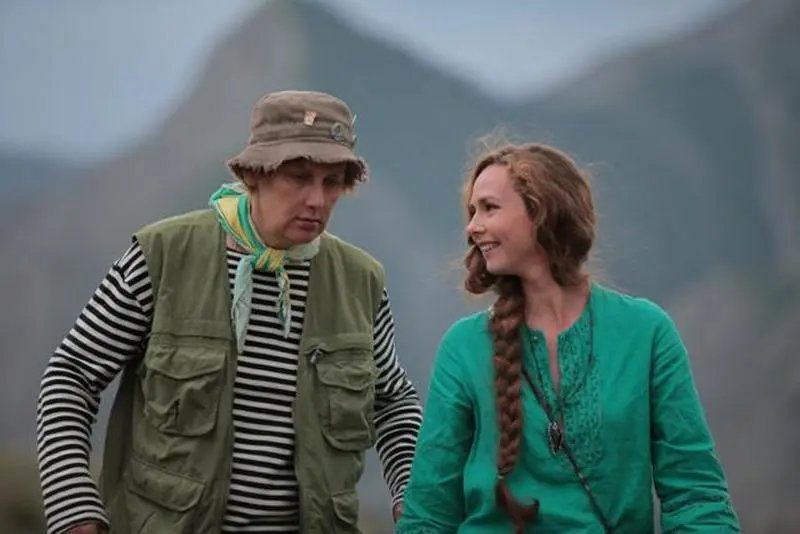 Татьяна Орлова и Елена Николаева (кадр из сериала «Пока цветет папоротник»)