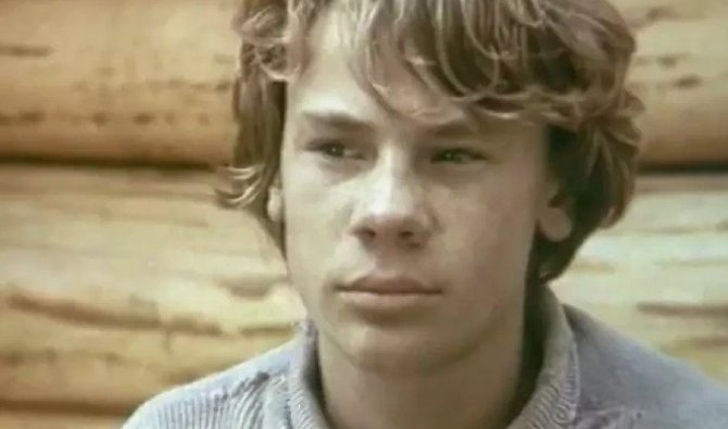 Владислав Галкин в молодости (кадр из фильма «На своей земле», 1987)