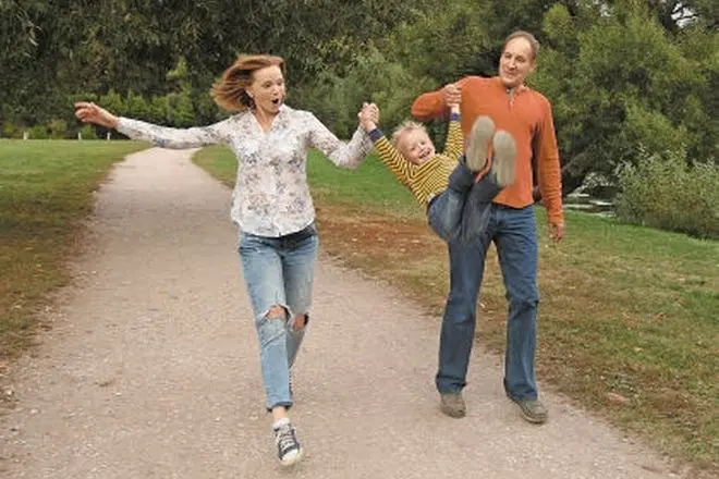 Юлия Вайшнур и ее муж Сергей Терещук с сыном