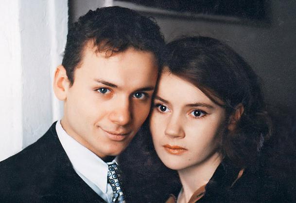 жена александра олешко