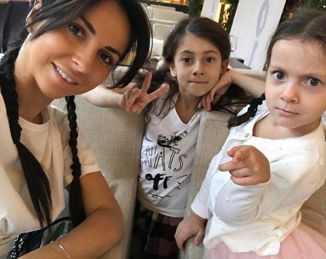 жена михаила галустяна