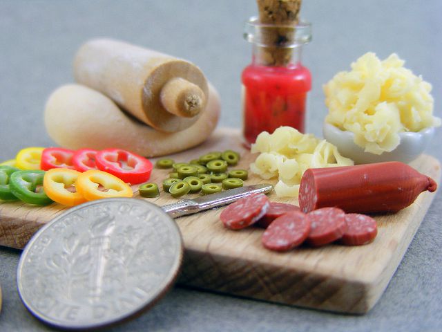 Миниатюрная еда из глины