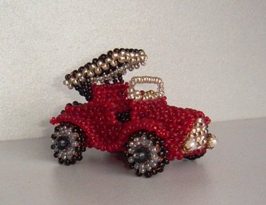 Подарочная машинка Ford из бисера