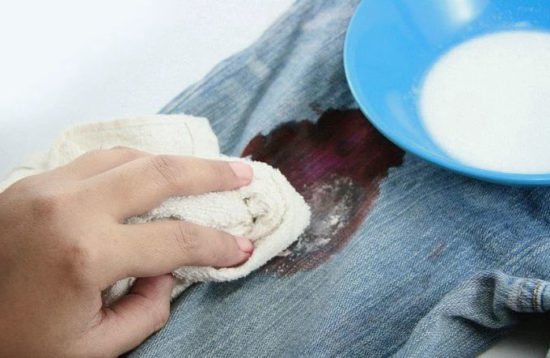 удалить засохшую кровь